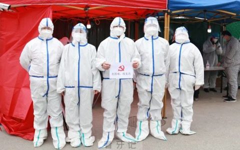 星夜集结再出发无锡口腔医院支援社区核酸检测