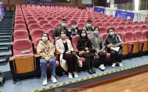 上海松丰口腔医护团队全力支援核酸检测工作！
