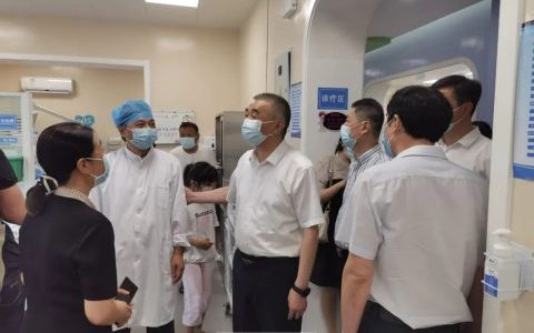 省卫健委党组书记刘同柱一行莅临合肥**调研督导“健康口腔行动”