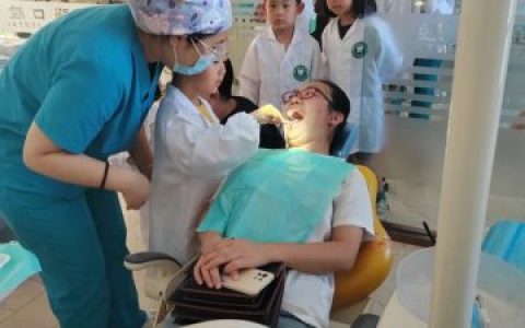 辽宁铁岭志强口腔医院举办口腔科普讲座