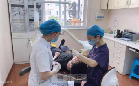 宁波口腔医院定海分院正畸科章晔婷看牙记