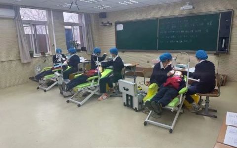沈阳名仕口腔开展免费涂氟及窝沟封闭