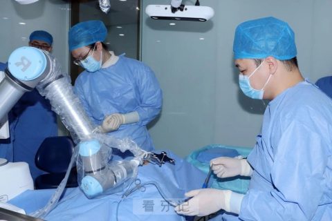 西安交通大学口腔医院实现首例自主式机器人种植牙手术