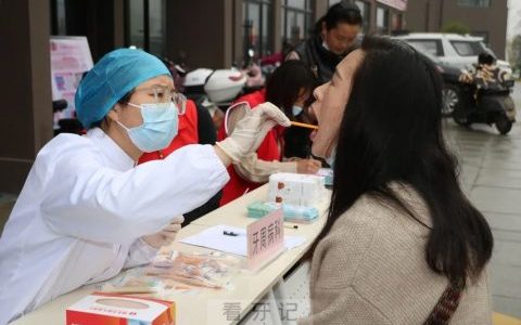 孝感口腔医院开展三八节口腔义诊活动