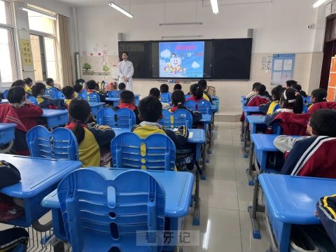 泰安市口腔医院健康讲堂走进文化路小学