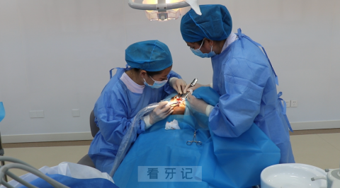山东中医药大学附属医院大学城医院口腔科开展种植牙技术