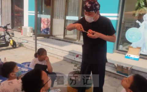 城垣西路街道西关东社区开展口腔义诊活动