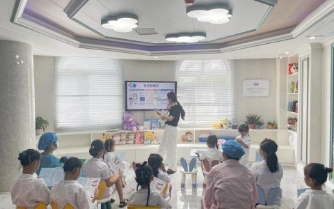 钦州颂俭口腔医院开展小牙医职业体验活动