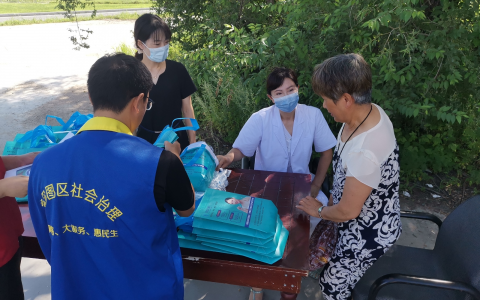 优齿口腔开展“口腔健康”进社区爱心义诊活动