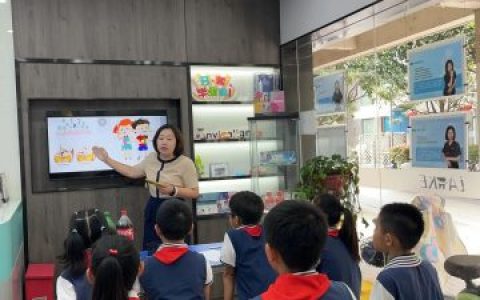 上海蓝科口腔开展儿童口腔宣教活动