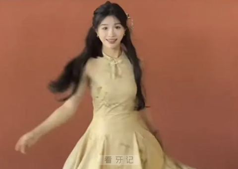 网红红绿灯的黄整牙花了5万是真的假的？