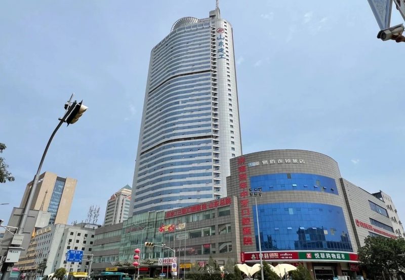 济南百年中牙口腔医院是公立还是私立？